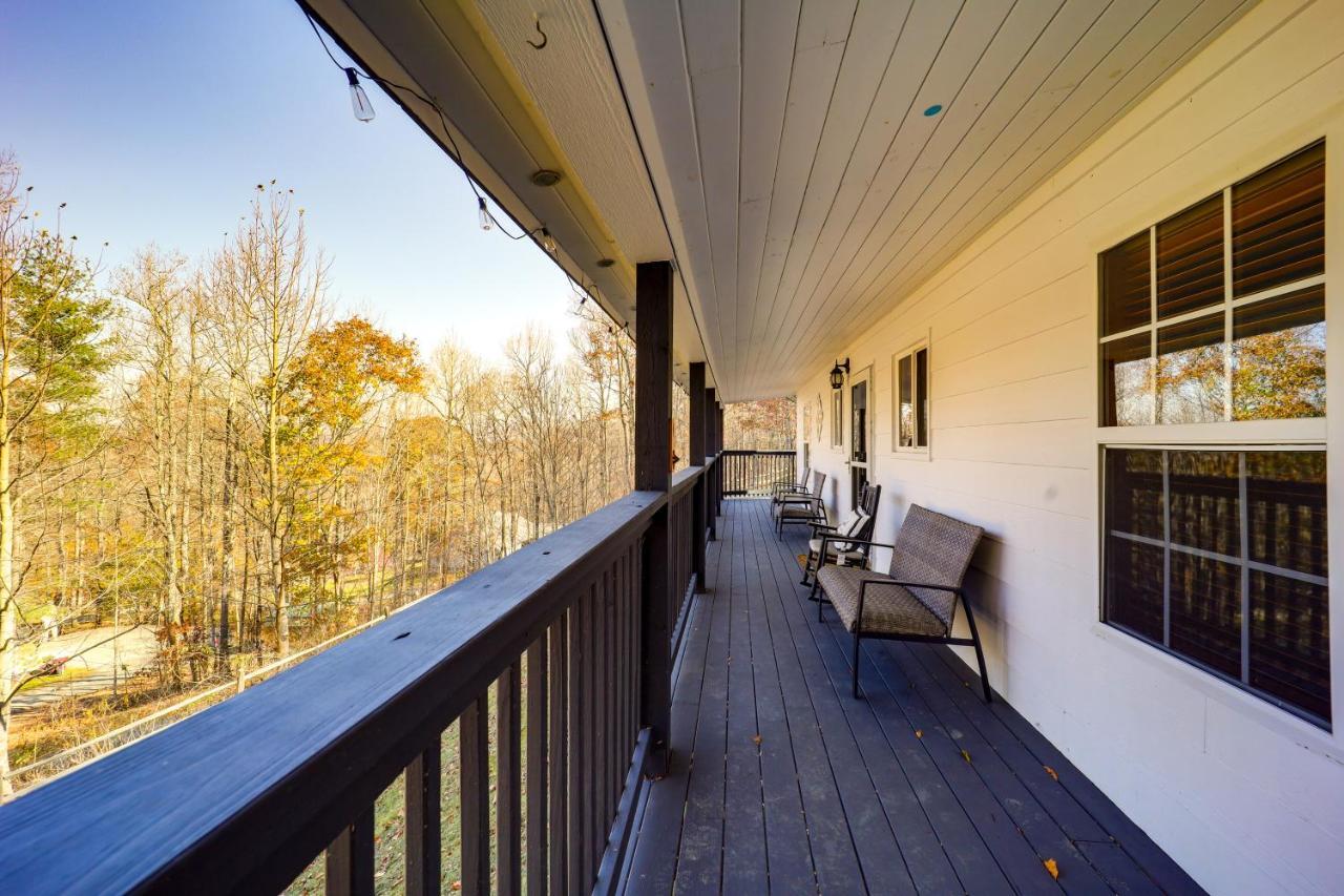 Pet-Friendly Spruce Pine Cabin With Private Fire Pit Экстерьер фото